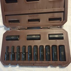 13 Piece Matco 3/8 Drive Metric 6 Point Socket Set