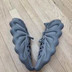 Yeezy 450 Stone Grey Size 12.5