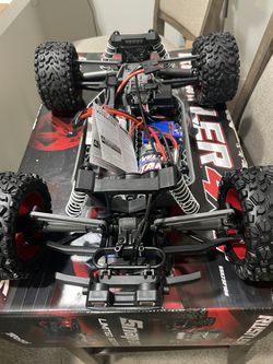 Traxxas Slash 4x4 Brushed Snap-on LIMITED EDITION
