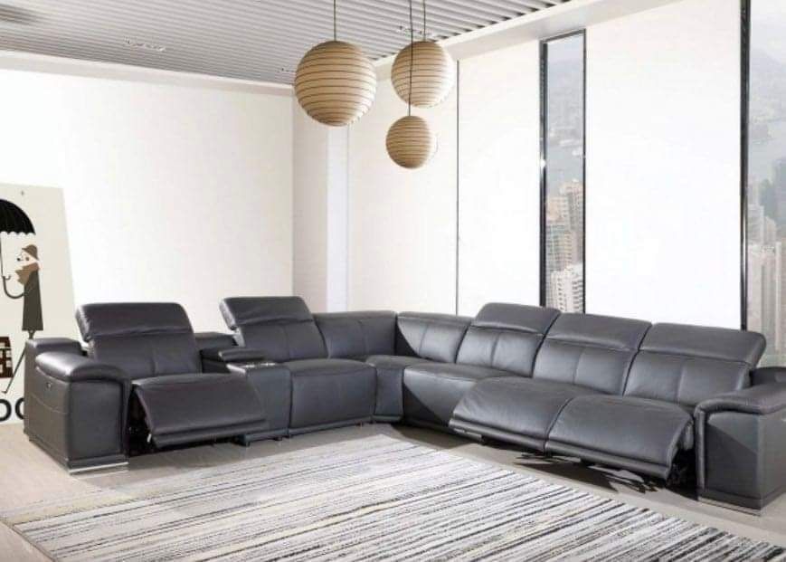 New Gray Power Leather Sectional Couch! Free Delivery 🚚! Financing Available!