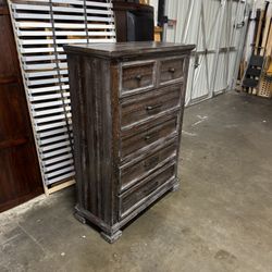 Dresser $149