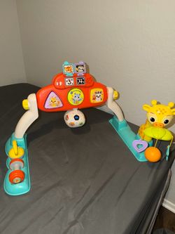 Vtech Baby Kick & Score Playgym