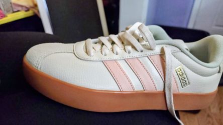 Adidas Women's VL Court 3.0 sneakers