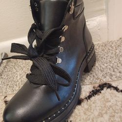 pre-owned  AVELLINI - Genuine Leather Combat Boots -Size  7.5 (EU 38)