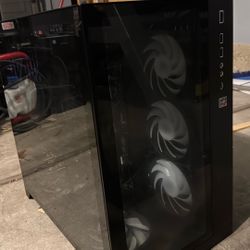 Custom Gaming Pc + Keyboard And Mouse