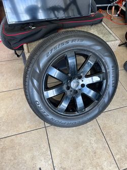 Mercedes G-Wagon 275/55/19 Rims and Tires Pirelli used selling cheap set of 4
