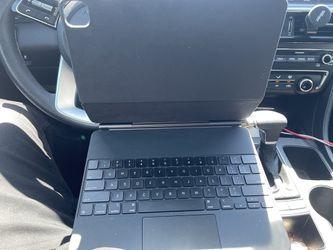 iPad Pro 12.9 keyboard 