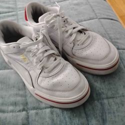 Male Pumas White Shoes Size 10