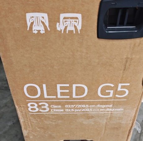 TV LG OLED 83" (G5).