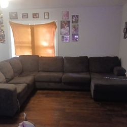 3 Peace Gray Sectional Couch