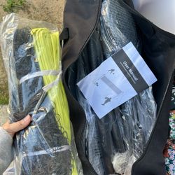 Complete Portable Badminton Set (Plus 3 Bonus Rackets!)