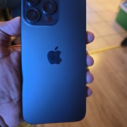 ONLY ATT IPHONE 15 PRO MAX 1 TB