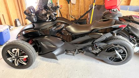 2010 Can am Rs