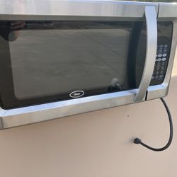 Oster Microwave Oven 