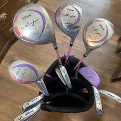 Woman’s Golf Clubs Wilson Full Set With Bag Pink (Breast Cancer Awareness Edition)
