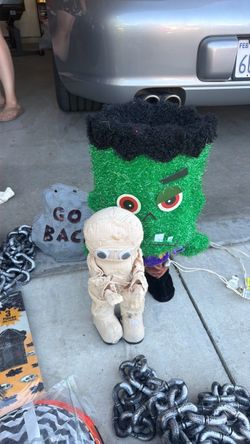 Halloween decor