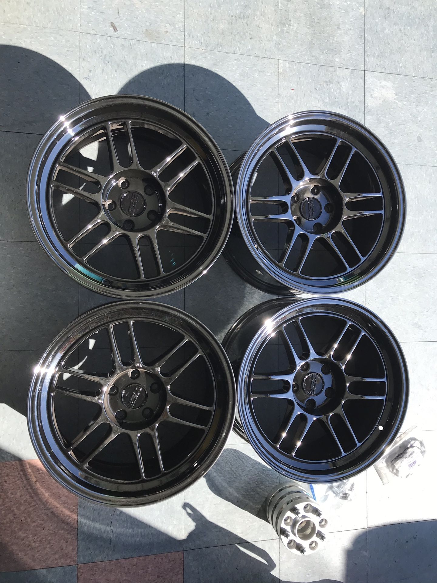 ESR SR11 Black Chrome 18x9.5 +22