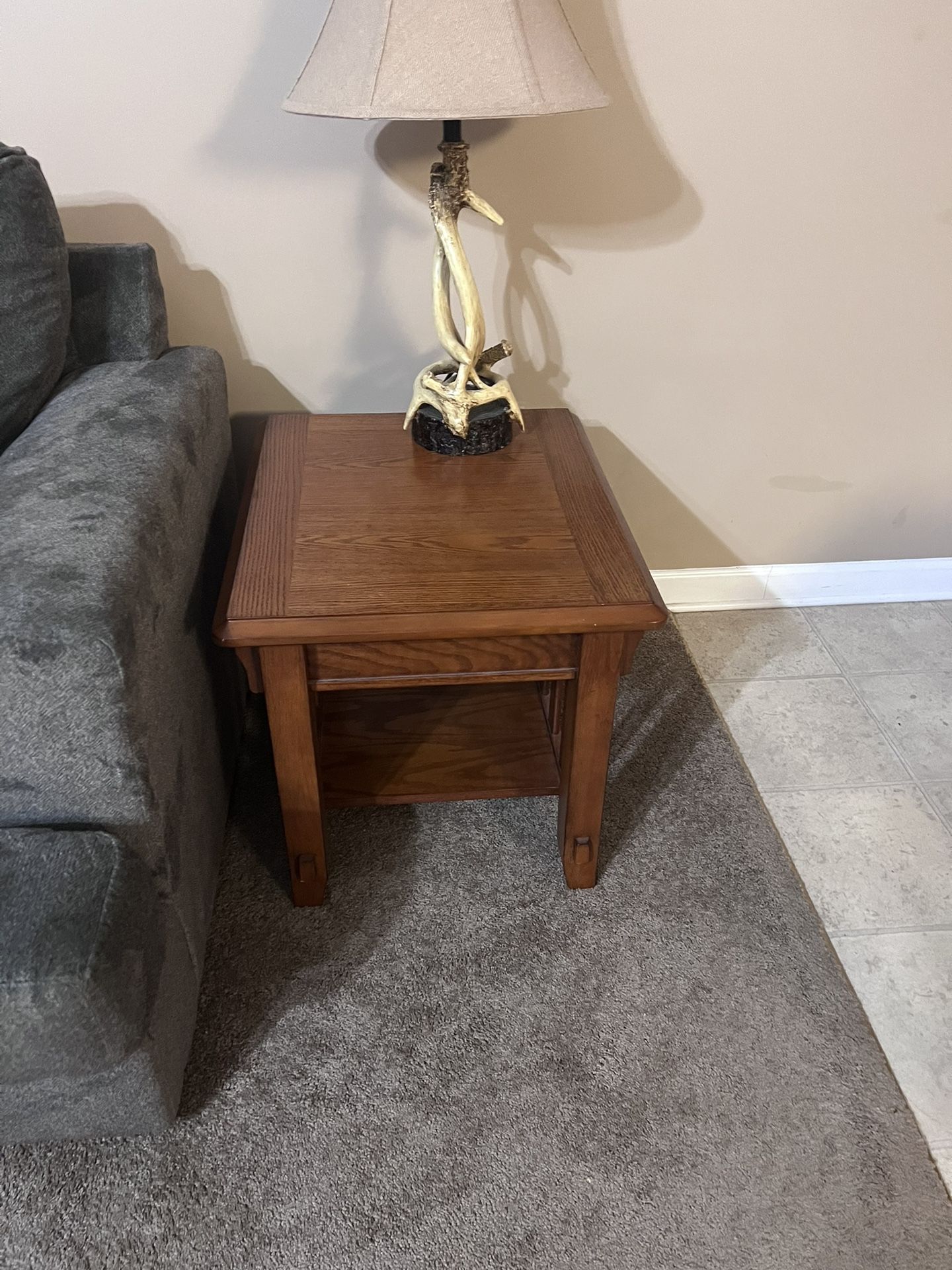 Lift Top Coffee Table And Two Matching Side Tables