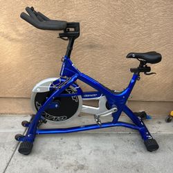Giant spin bike blue new arrivals