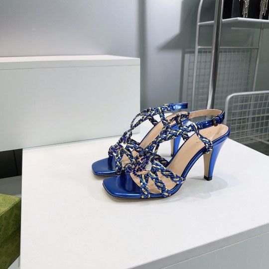 High-heeled sandals and slippers