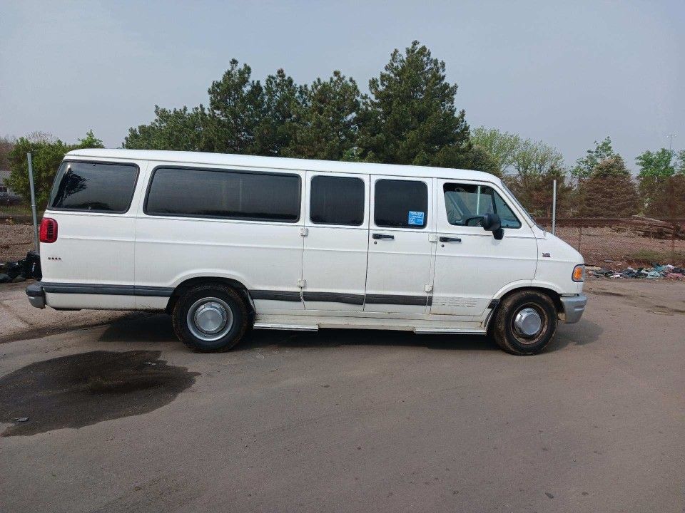 1997 Dodge Ram Van