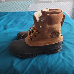 Soreal Snow Boots Mens 9.5 Waterproof