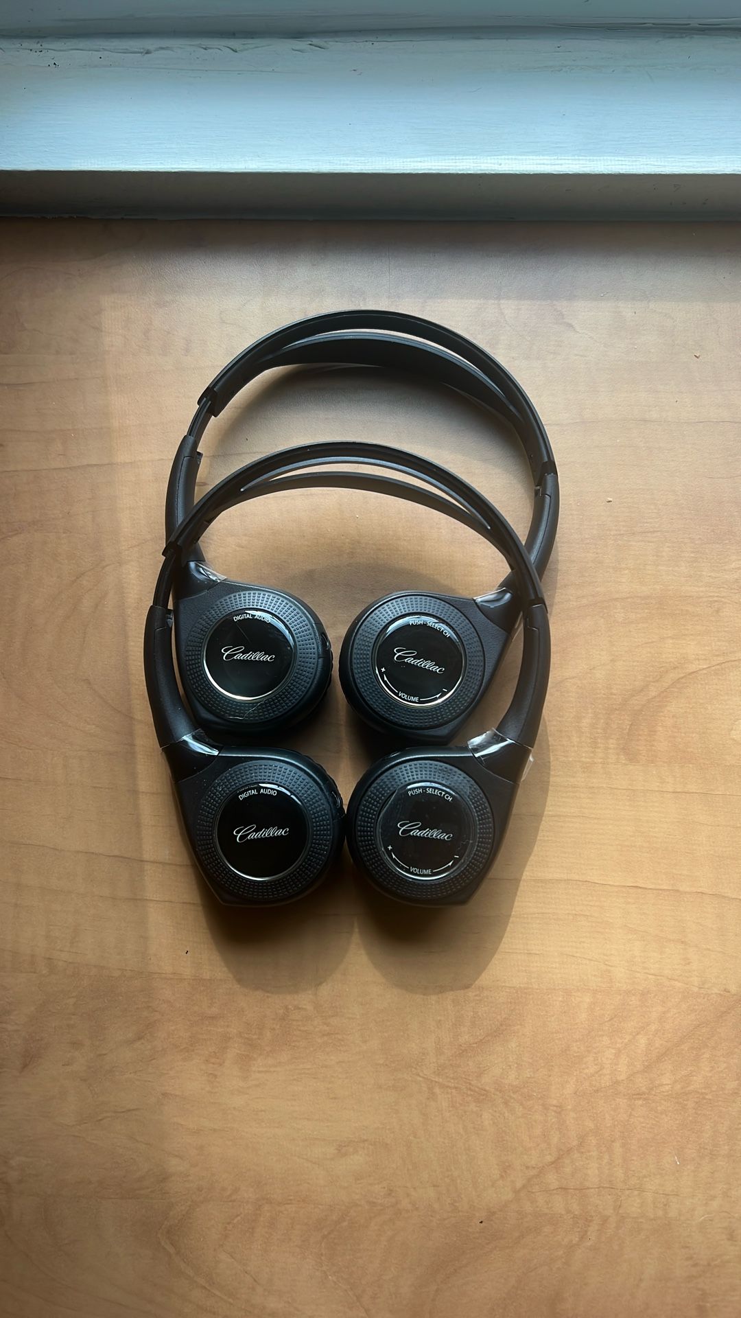 Cadillac Bluetooth Headphones