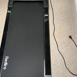 Walking pad / Treadmill