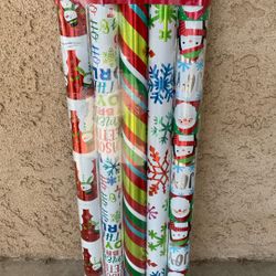 CHRISTMAS WRAPPING PAPER 5 FOIL ROLLS