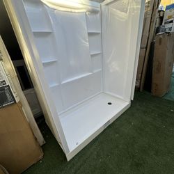 Delta Walls And  Durabase Acrylic Base Both Items Retail $923 Here Only $600 One Sizes Wall Have Cut On The Right Side 