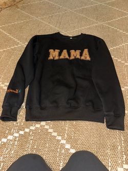 Women’s sweater size small