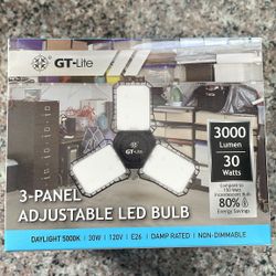 3 panel LED light