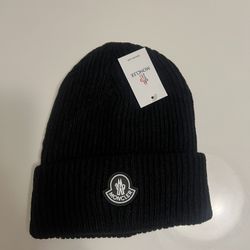 Moncler Beanie2