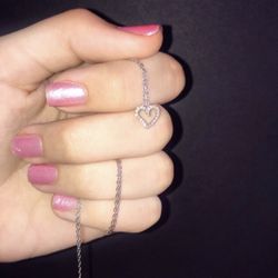 BEAUTIFUL Diamond Necklace - 10k White Gold, 18” Chain