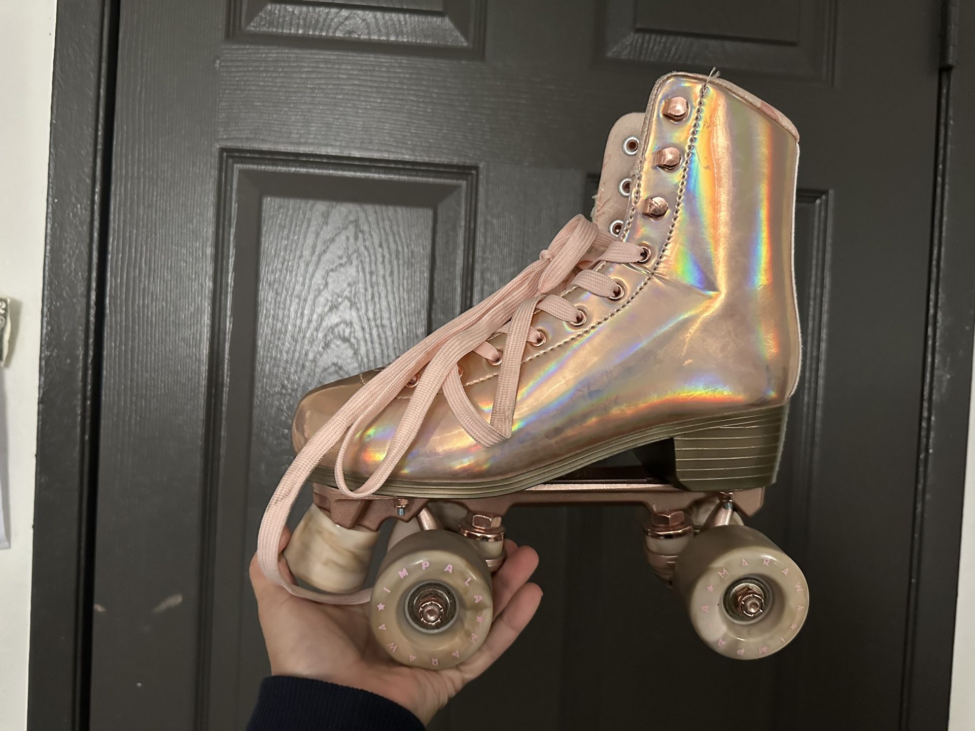 Impala Rollerskates Size 8 Rose Gold