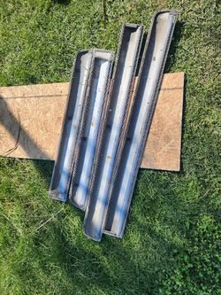 Used Side Moldings Chevy Truck 