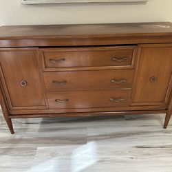 Mid-century modern Craddock Credenza