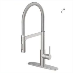 New Origin 21 Cayson Stainless 1-handle Deck-mount Pull-down Handle Kitchen Faucet. Others Avail. Look At My Ads. Box is damaged!!