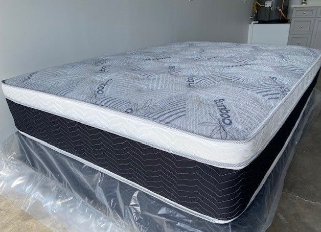 Queen Euro Bamboo Pillow Top Mattress!!