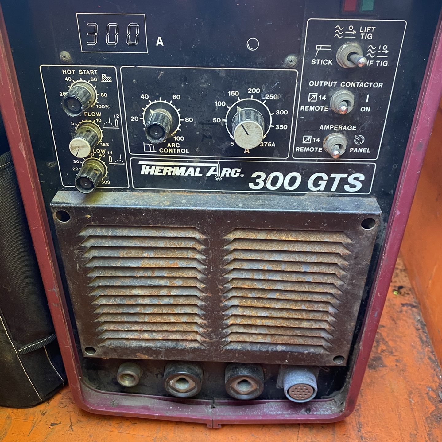 Thermal Arc 300 GTS 375amp Tig Machine
