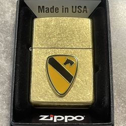 Zippo Military Lighter 1st Cavalry Division Street Brass 