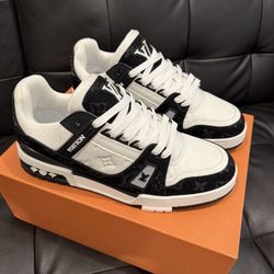 Louis Vuitton Trainers 