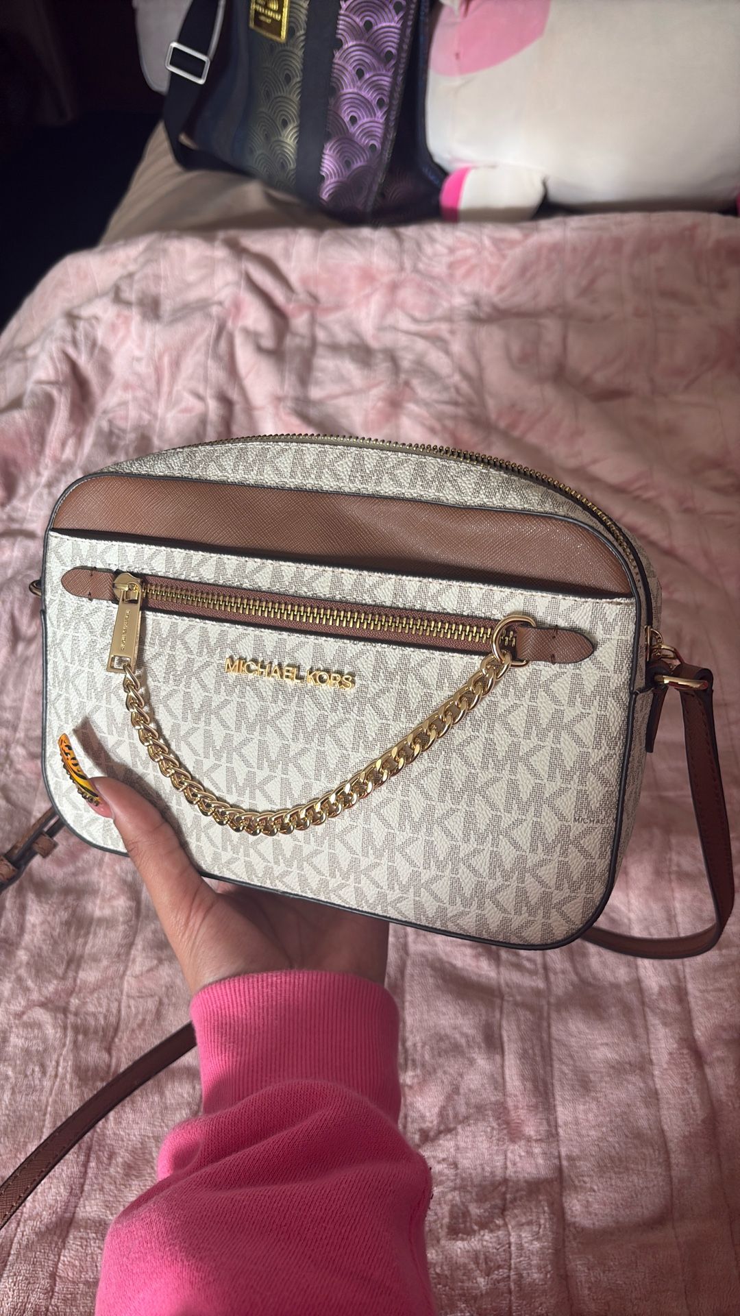 Micheal Kors Jet Set Vanilla Purse 