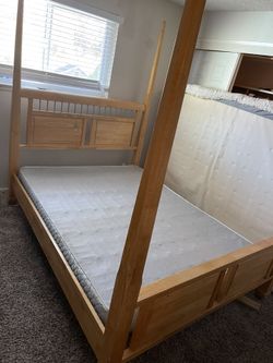 Queen Size Bed 