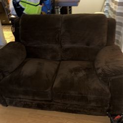 Love  Seat Brand New I Had It For Less Than A Week