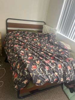 Full bed frame