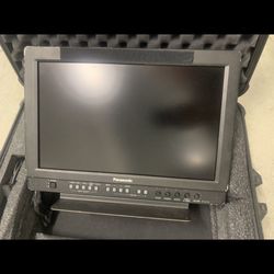 Panasonic  17” Monitor 