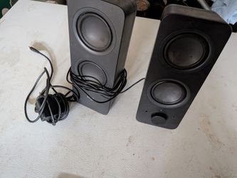 Logitech Z207 Speakers (BT+AUX Support)