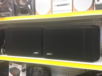 Bose 301 direct reflecting bookshelf speakers - pair