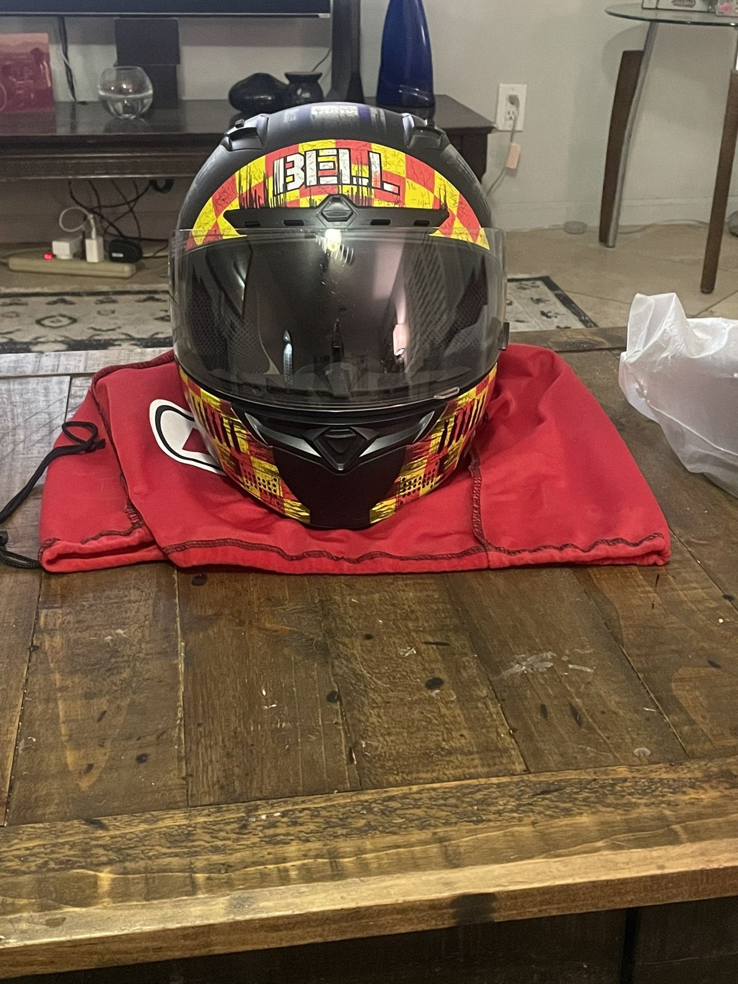 Bell Qualifier DLX W/MIPS Motorcycle Helmet